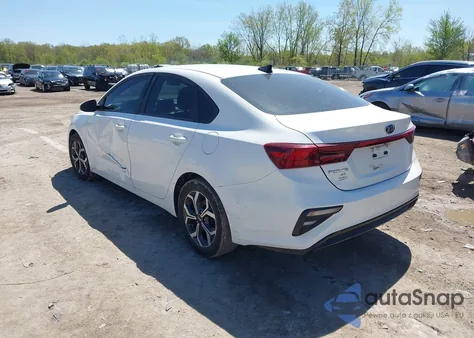 2020 Kia Forte Lxs z USA, uszkodzony, nr VIN 3KPF24AD6LE256720